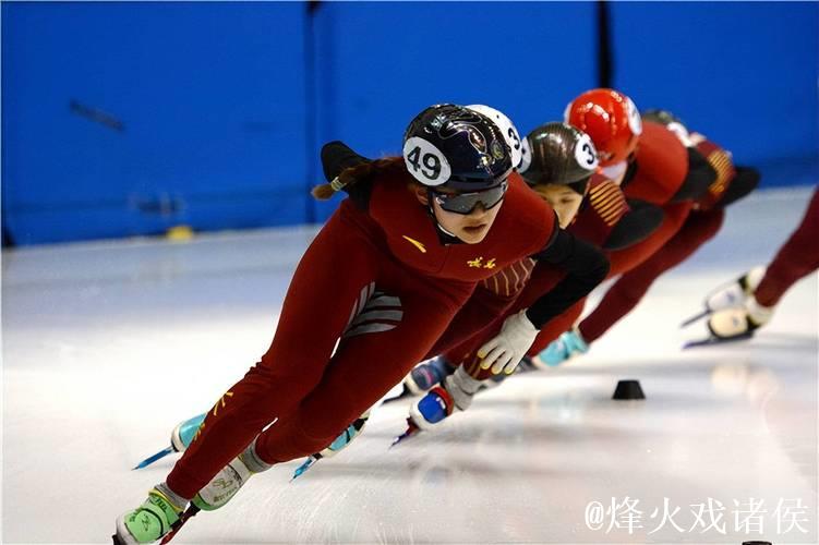 中国冰雪健儿奋力备战冬奥